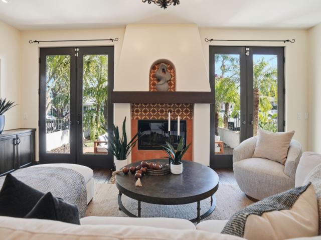 258 H Avenue, Coronado, US, CA