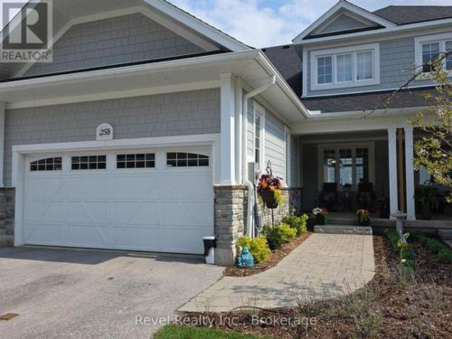 258 Ironwood Way, Georgian Bluffs, ON, N0H 1S0 townhouse for sale | Listing ID X13745 | Royal LePage
