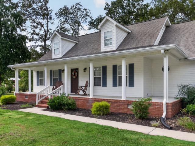 258 Oak Place Dr