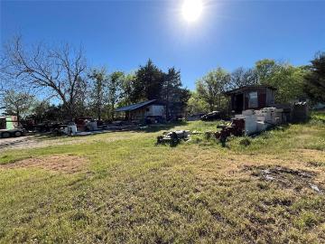 258 N Doctor Martin Luther King Jr. Hwy, Mexia, TX 76667 | MLS #21227