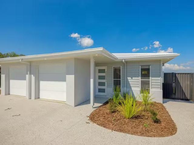 2/58a Serenity Drive, SOUTHSIDE, QLD 4570 House for Rent