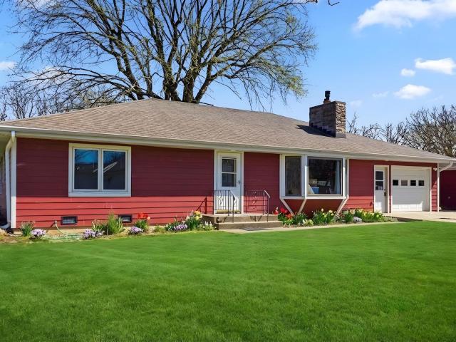 2594 E 1069th Road