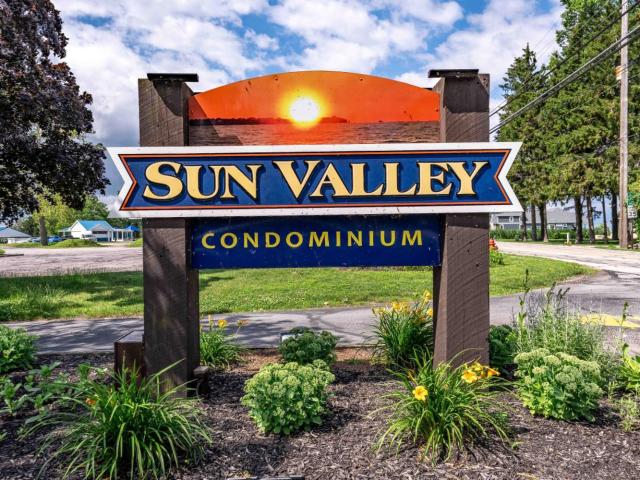 2594 E Sun Valley Drive # 201