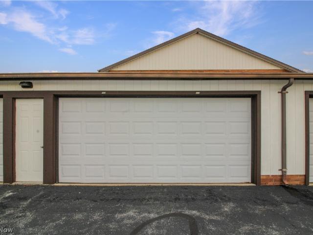 2594 E Sun Valley Drive 204