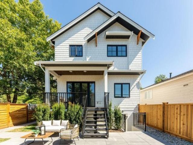 2598 16Th Avenue E, Vancouver, BC, V5M 2L5 duplex for sale | Listing ID R3178 | Royal LePage