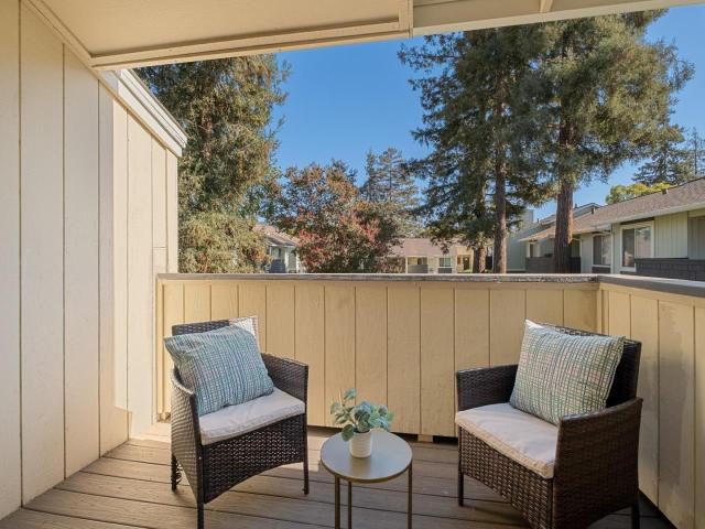 2599 Easton Lane 108