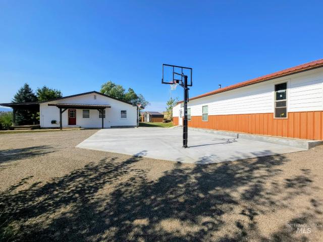 2599 Fruitvale Glendale Road