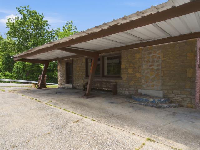 2590 Bald Knob Road