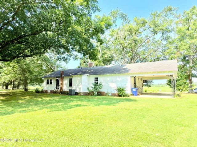 2590 Highway 51