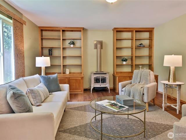 2591 Hillis Drive
