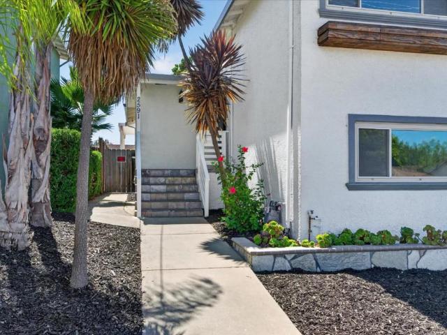 2591 Jacobs Street