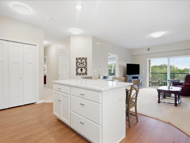2592 Middle Road # 217