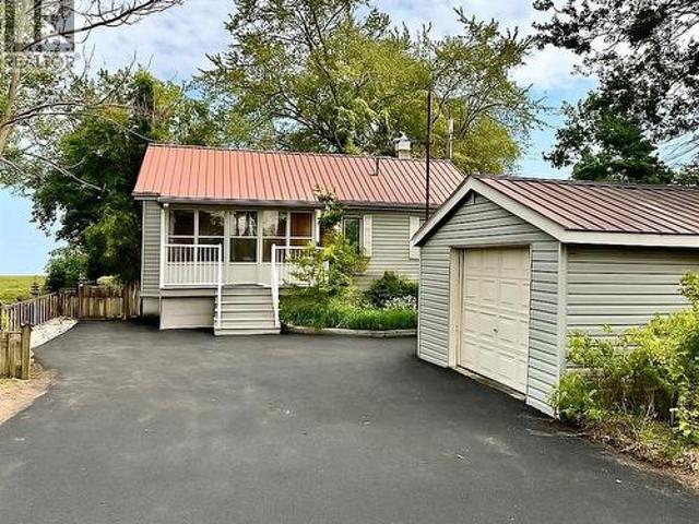 2592 Lakeshore Road, Dunnville, ON, N1A 2W8 house for sale | Listing ID 40815 | Royal LePage