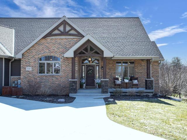 2592 remington court
