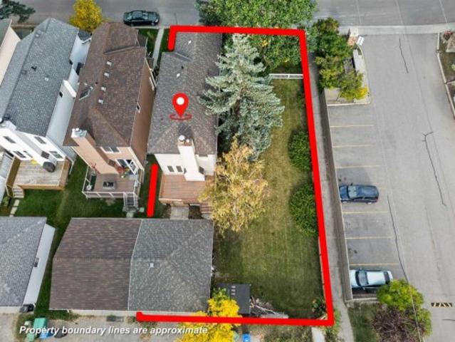 259 Coachway Road Sw, Calgary, AB, T3H 1B2 house for sale | Listing ID A2347 | Royal LePage