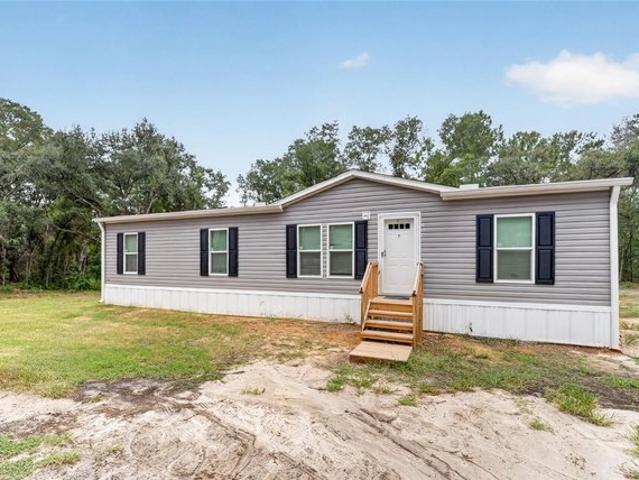 Oak St, Hawthorne, FL 32640