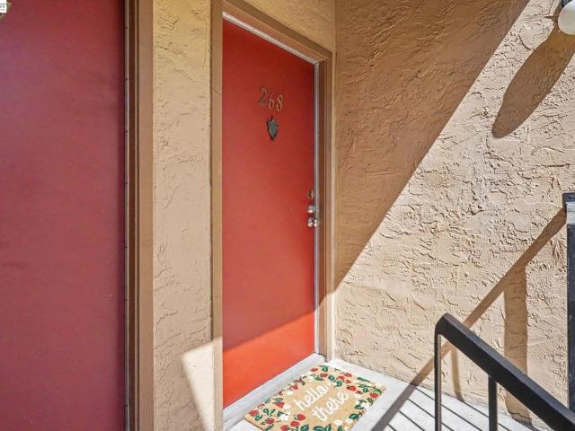 259 N Capitol Ave 268