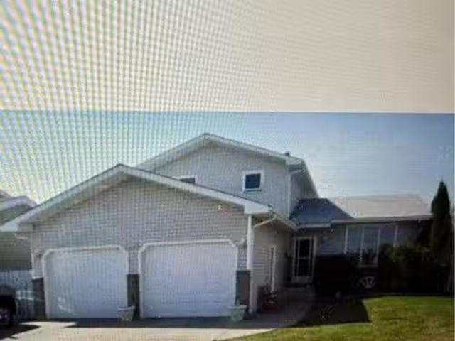 259 Sprague Way Se, Medicine Hat, AB, T1B 3L9 house for sale.