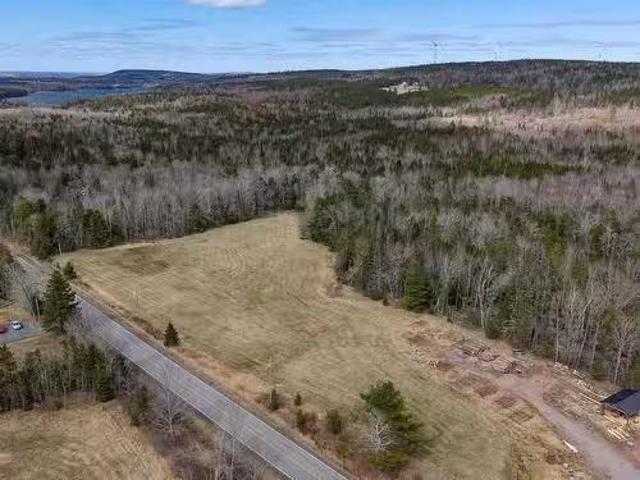 25 7 East River East Side Road, Springville, NS, B2H 5C5 vac.