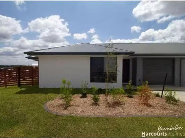 2/5 7 Soapstone Crescent, YARRABILBA, QLD 4207 House for Rent