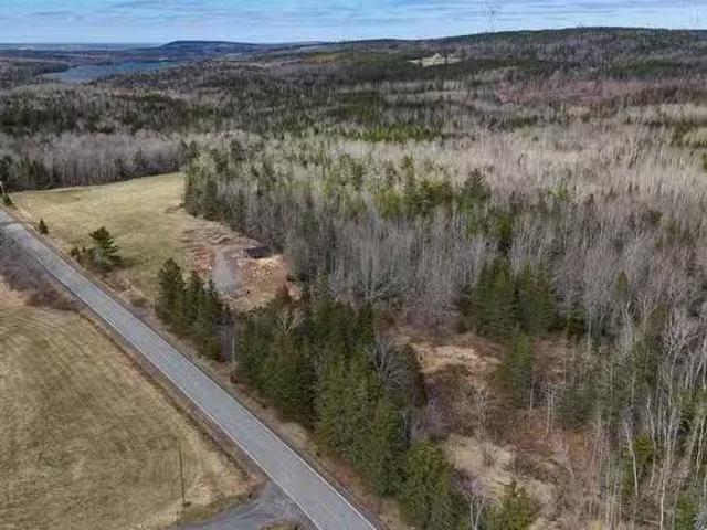 25 8 East River East Side Road, Springville, NS, B2H 5C5 vac.