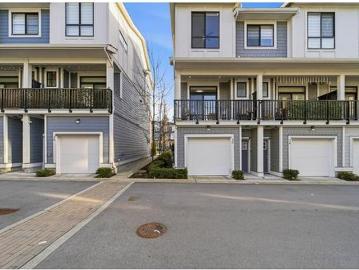 Greater Vancouver - Patio, Office room