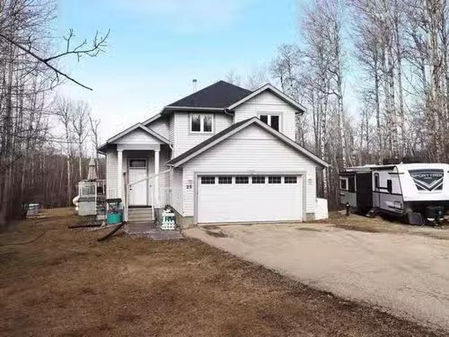 25 1307 Twp Rd 540, Rural Parkland County, AB, T7Y 0A7 house.