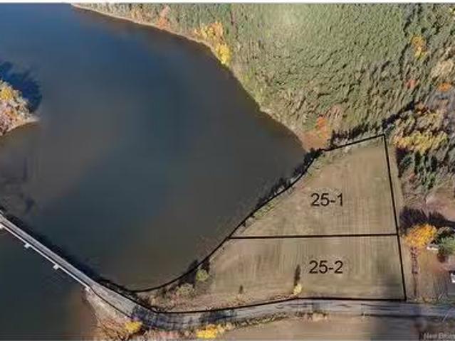 25 1 Chemin Bass River Point Road, Bass River, NB, E4W 2S7 v.