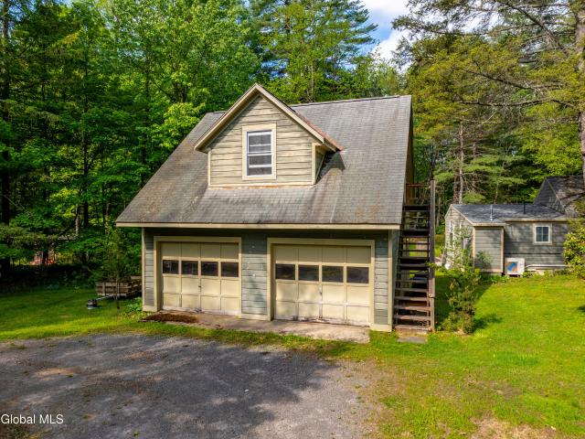 25 29 Mink Hollow Road
