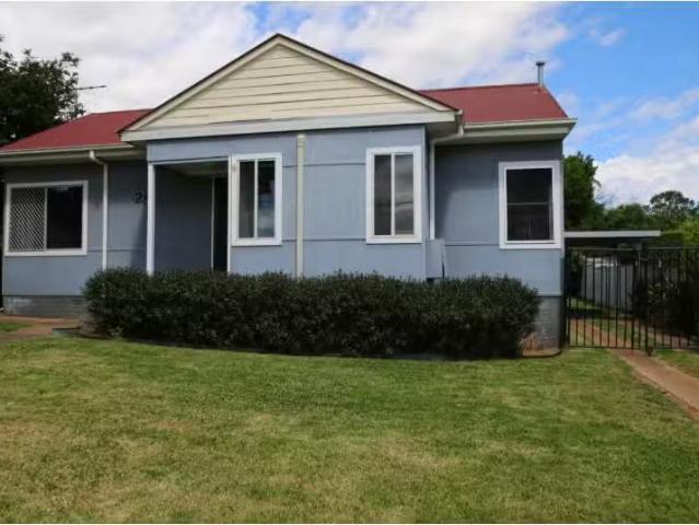 25 Tobruk Crescent, ORANGE House for rent Listed by Property.