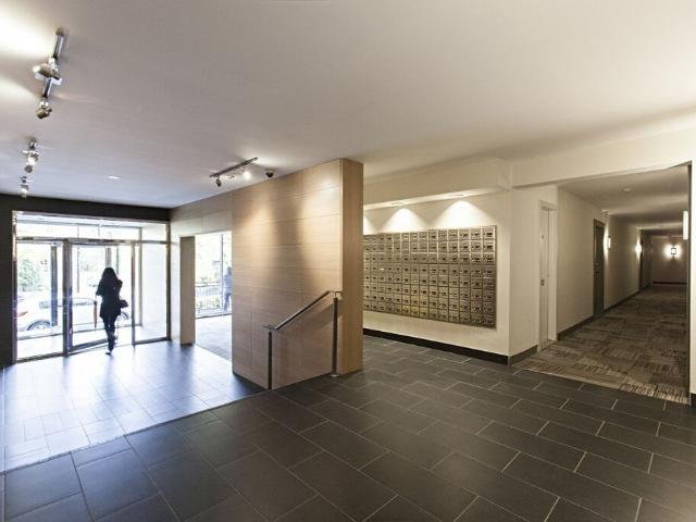 25 Vincent D'Indy Le Chopin 2 Bedrooms 25 Avenue Vincent D'Indy, Montréal