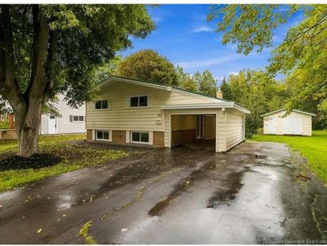 25 Vista Dr, Moncton, NB, E1A 4L6 house for sale | Listing ID NB148343 | Royal LePage