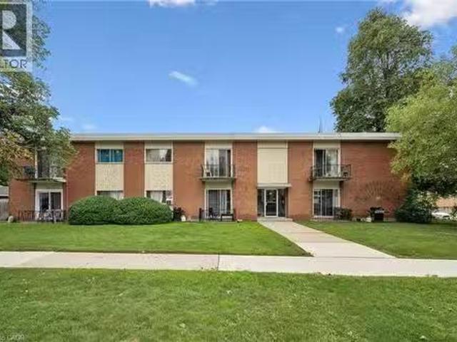 25 Walton Avenue, Kitchener, ON, N2C 2B4 investment for sale.
