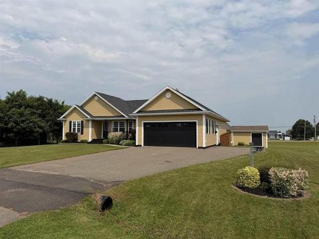 25 Wendell Gallant Road, Abrams Village, PE, C0B 2E0 house for sale | Listing ID 202616 | Royal LePage