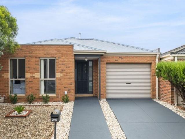 2/5 Westminster Avenue, Hillside