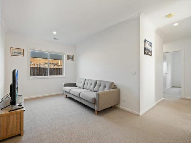 25 Whistler Drive, Bairnsdale