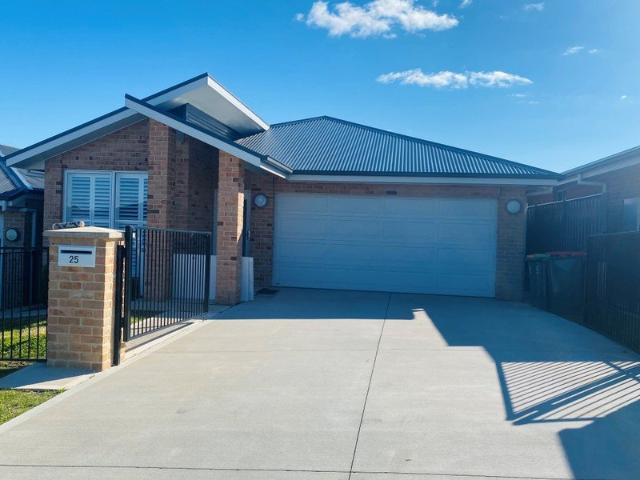 25 William Maker Drive, Orange