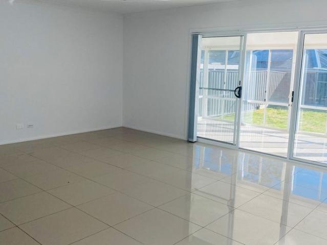 25 William Maker Drive, Orange