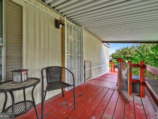 25 Willow Tree Lane