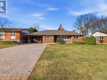 London, Ontario - Garden, Fireplace, Parking
