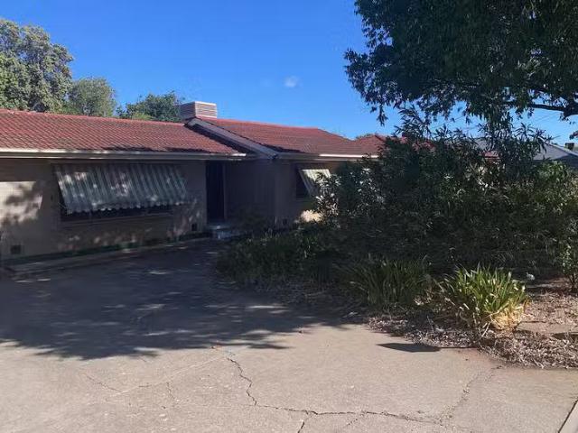25 Adams Road, Elizabeth Park, SA 5113