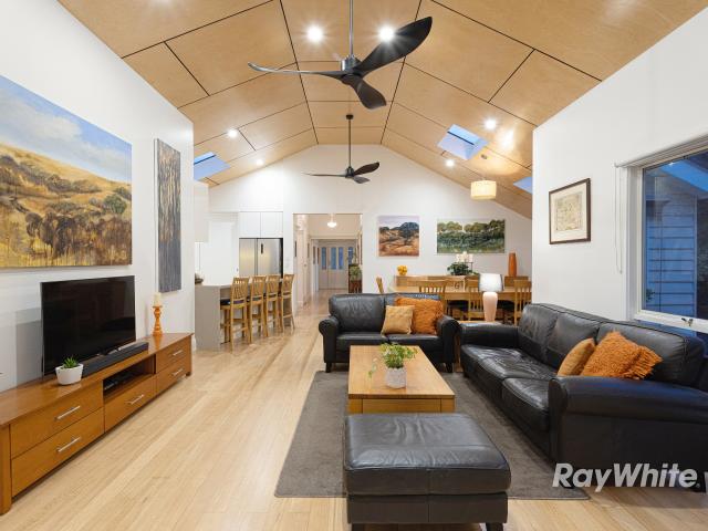 25 Albert Road, Carnegie, VIC 3163 House for Rent Ray White Carnegie