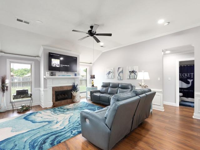 25 Arbuckle Ln