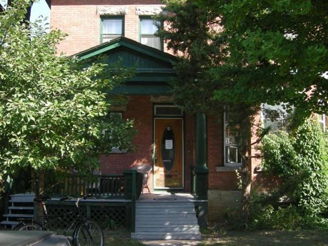 25 Aylmer Avenue D Ottawa, ON K1S2W8