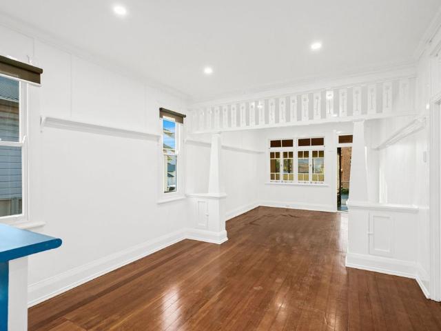 25 Bourke Street North Wollongong NSW