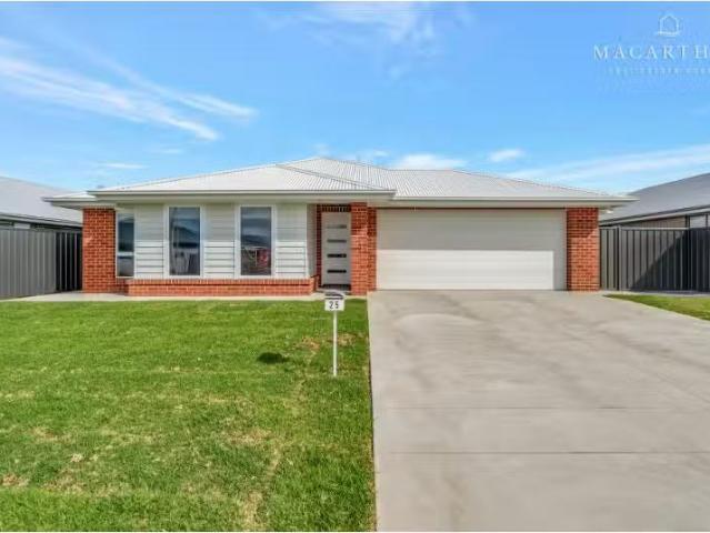 25 Blackwood Circuit, Forest Hill House for rent Listed by Le.