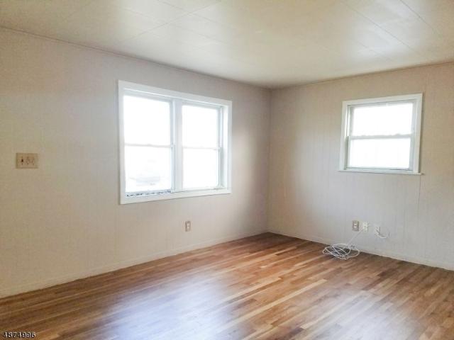 25 Blue Hill Rd, Clifton City, US, NJ