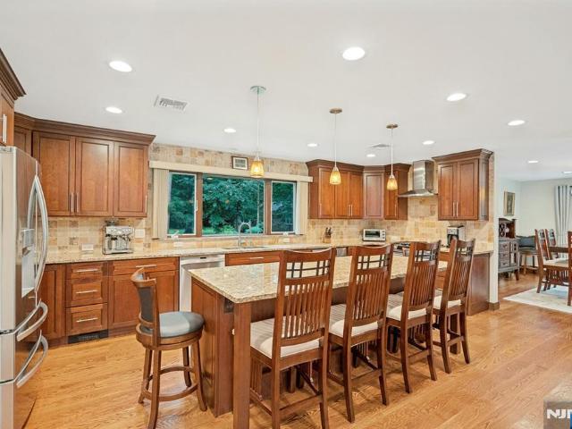 25 Bryers Lane