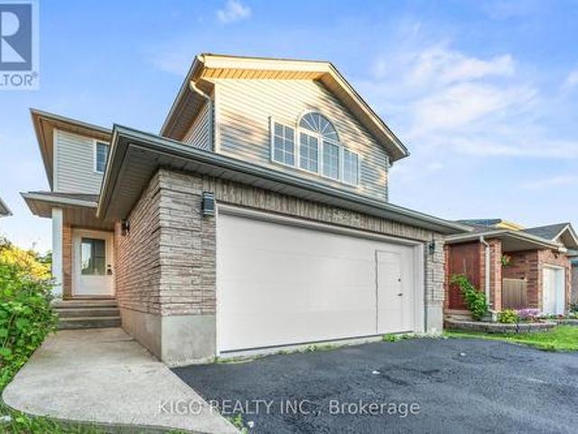 25 Bush Clover Crescent, Kitchener, ON, N2E 3P9 house for sale | Listing ID X13828 | Royal LePage