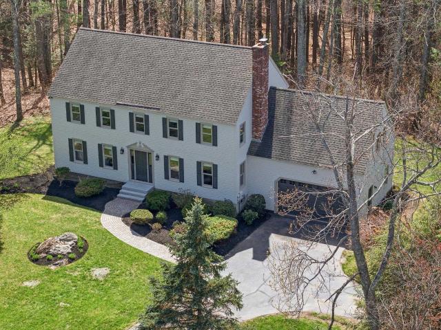 25 Buttonwood Dr, Derry, NH 03038 | MLS #5086